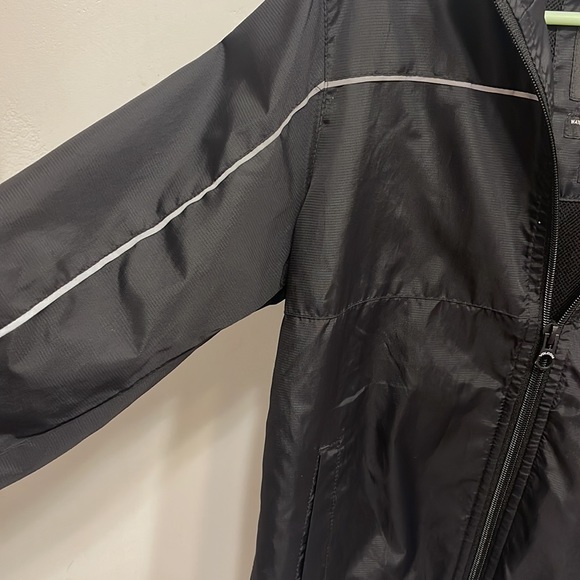 Kids Volcom windbreaker - Picture 4 of 6